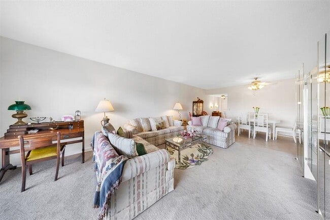 Photo - 3000 N Palm Aire Dr Unit 302