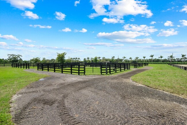 Photo - 16175 Deer Path Ln