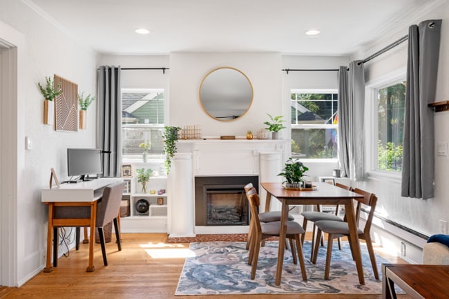 Photo - 811 NE 63rd St