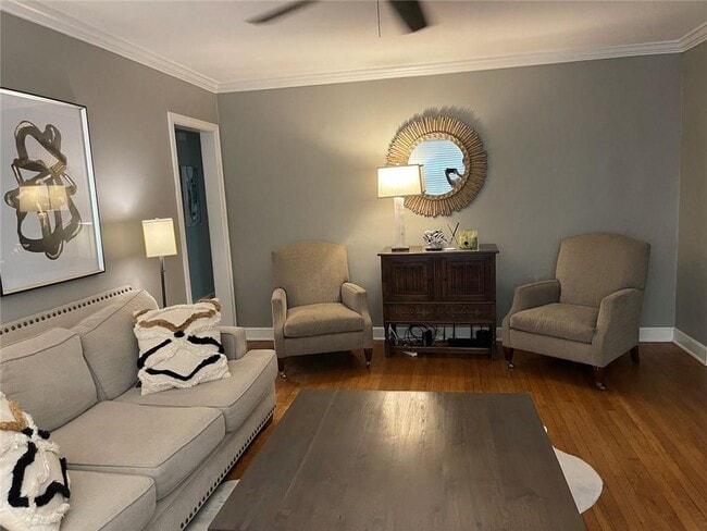 Photo - 3538 Kingsboro Rd NE
