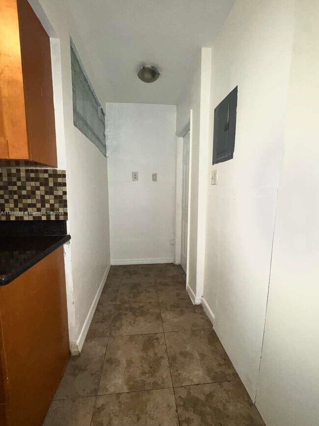 Photo - 1450 NE 171 St Unit 101B