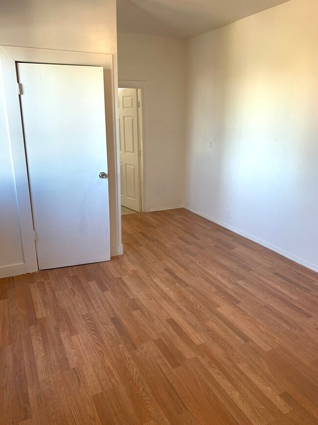 Photo - 5564 Homeside Ave Unit 3