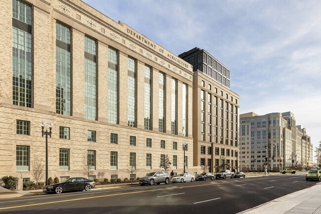 Photo - Annex on 12th