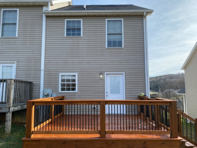 Photo - 182 Montvale Rd