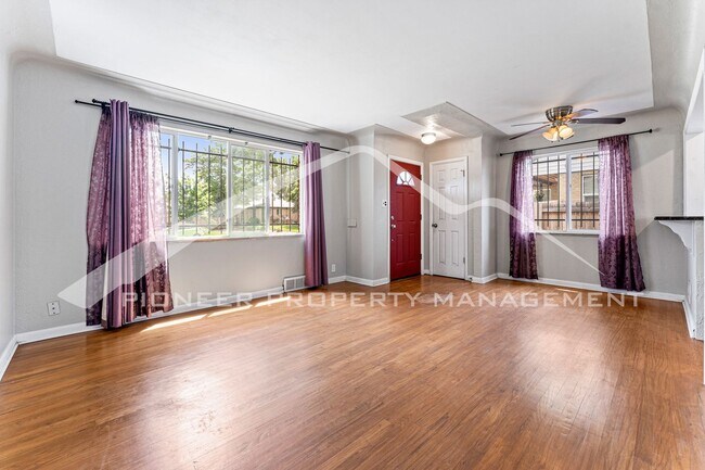 Photo - Cozy Home with Washer/Dryer and Fenced Yard