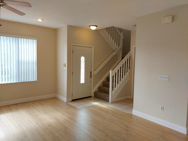 Photo - 331 Oak Crest Terrace