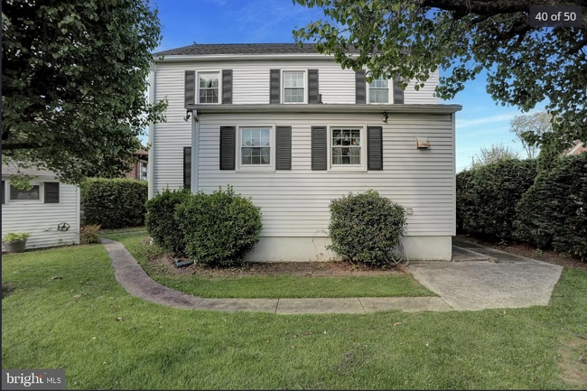 Photo - 13 Harrison Ave N