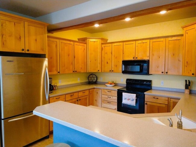 Photo - 4716 Shadowglen Dr