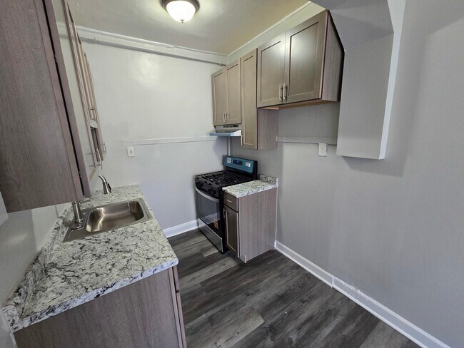 Photo - 4753 N Monticello Ave Unit 3A