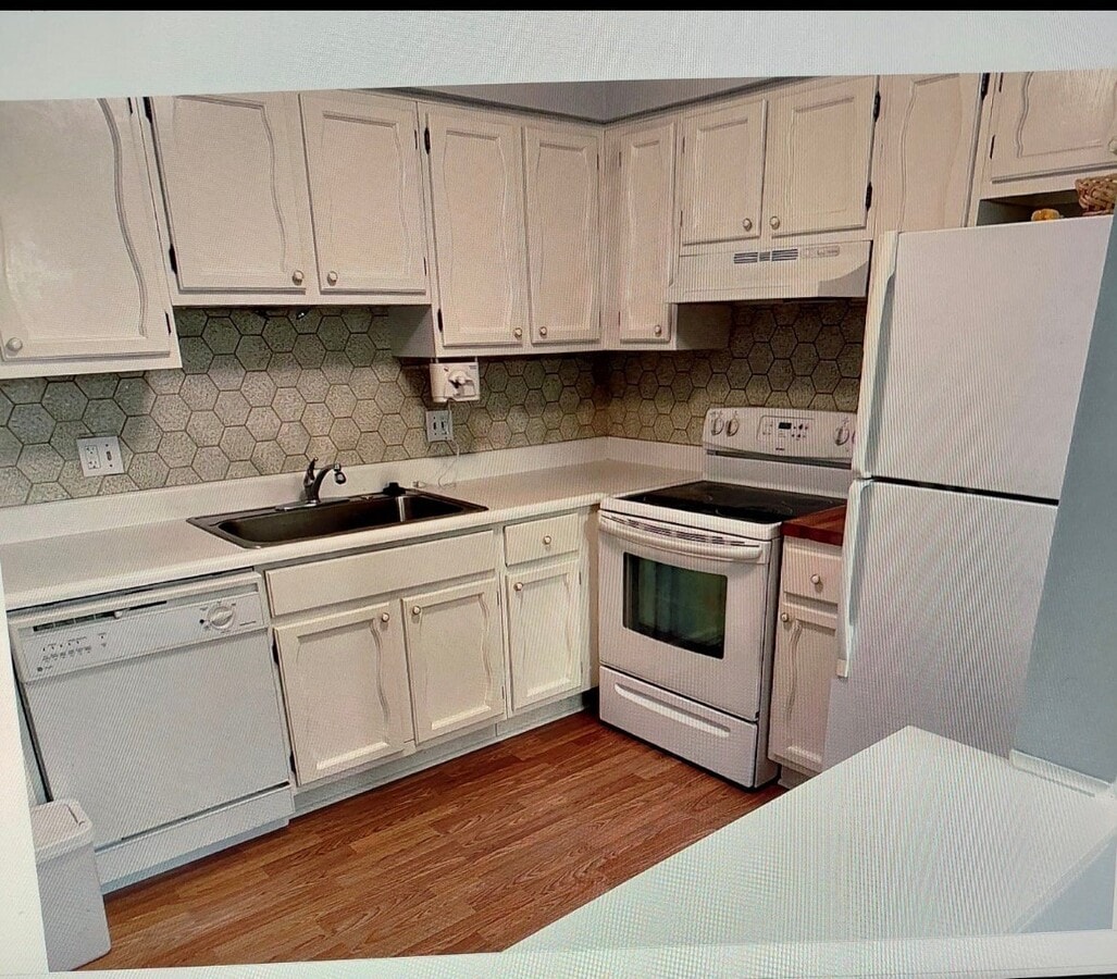 Photo - 35980 Ann Arbor Trail Unit 25