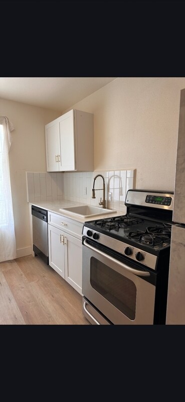 Photo - 410 Randall St