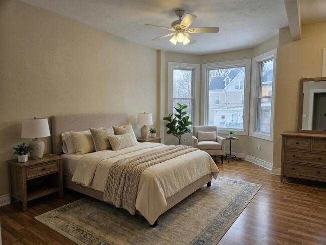 Photo - 246 S St Clair St