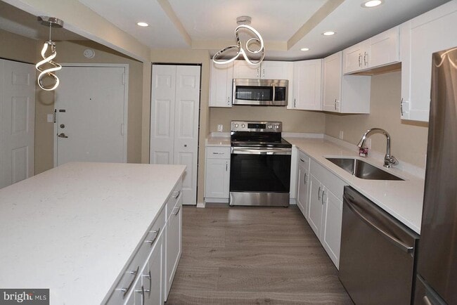 Photo - 7621 Provincial Dr Unit 210