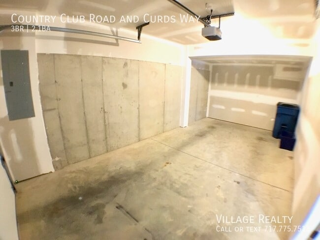 Photo - 705 Country Club Rd