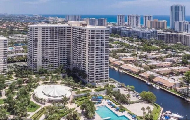 Photo - 2500 Parkview Dr Unit 1712