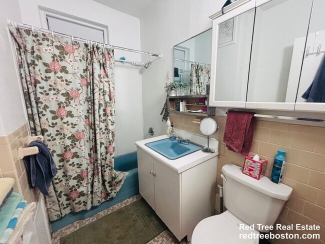 Photo - 33 Lancaster Terrace Unit 109