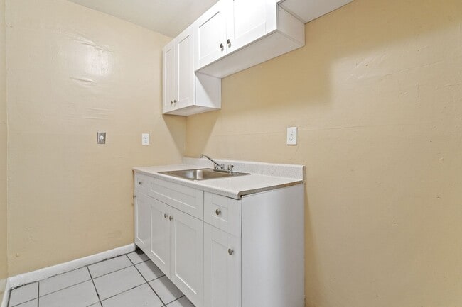 Photo - 1022 NW 6th Ave