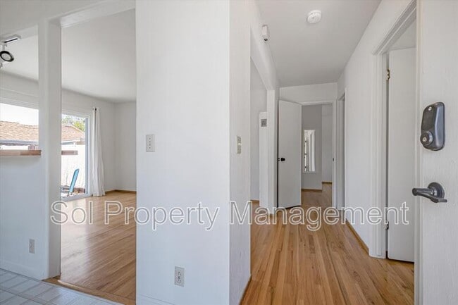 Photo - 515 Cayuga St