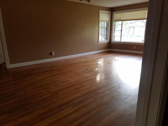 Photo - 3803 Avenue G