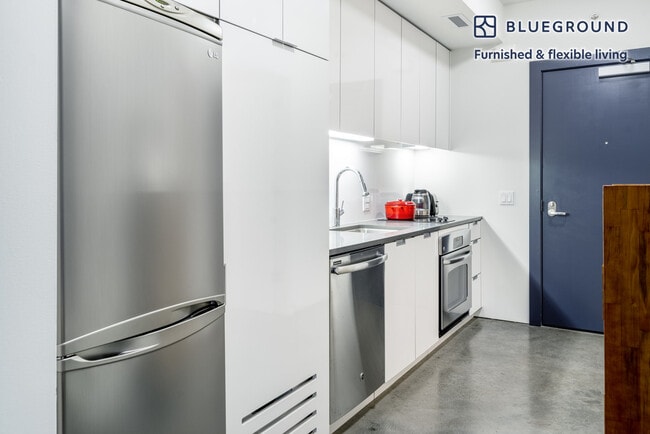 Photo - 18 10th St Unit FL14-ID397