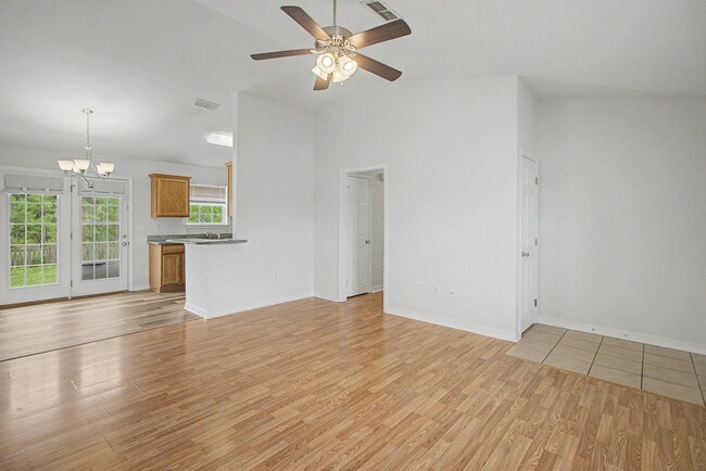Photo - 11312 Jessica Dr