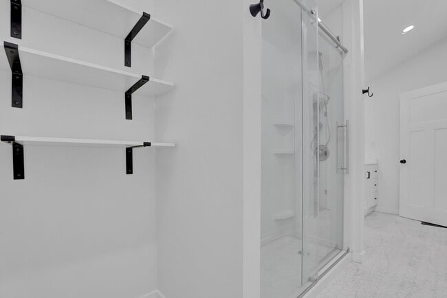 Photo - 119 N Ohio Ave