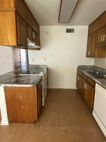 Photo - 136 Richard Ln