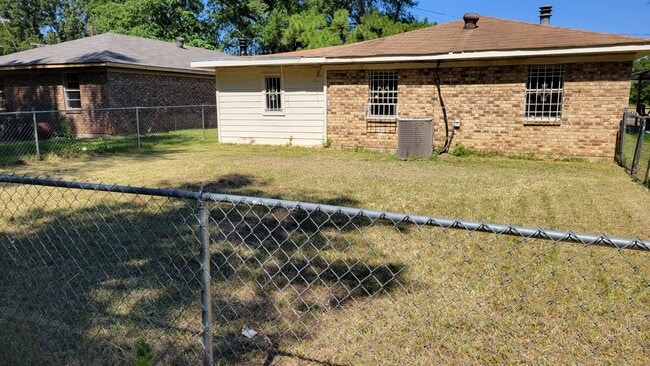 Photo - 3136 Seminole Dr
