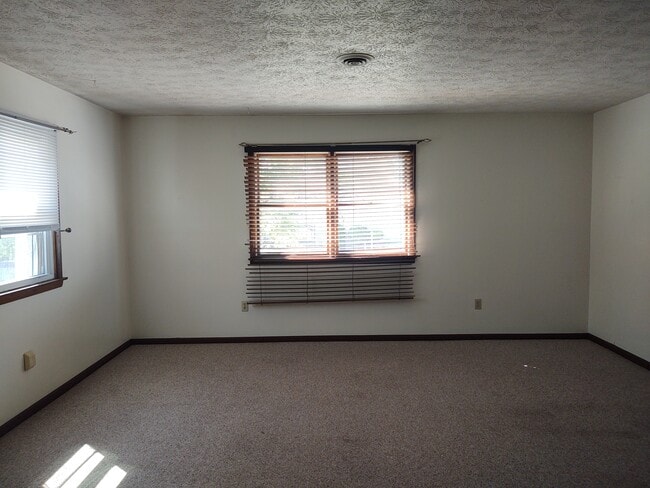 Sala de estar - 513 W Chocolate Ave Unidad 1