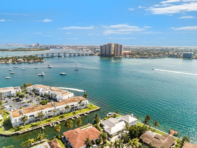 Building Photo - 1025 Sugar Sands Blvd Unit 360