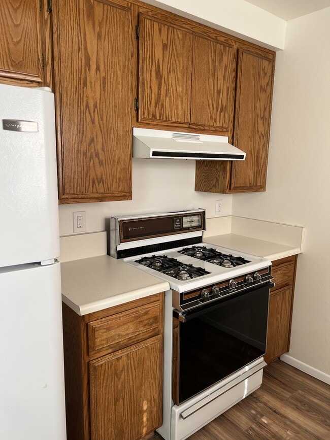 Photo - 132 N Yale Ave Unidad 132