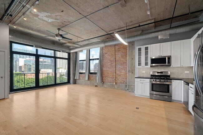 Photo - 1516 S Wabash Ave Unit 606
