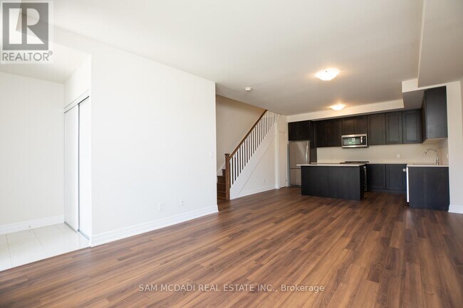 Photo - 1180 Cawthra Rd