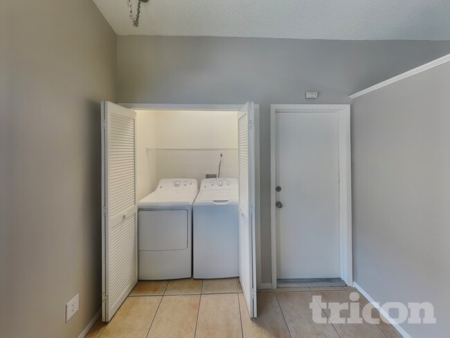 Photo - 778 Birgham Pl