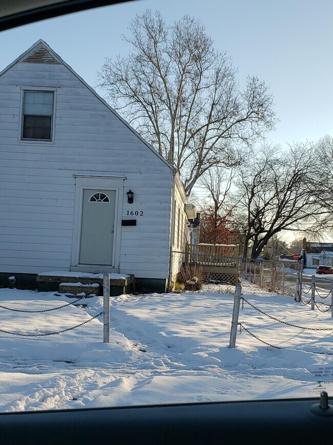 Photo - 1602 N Brookfield St