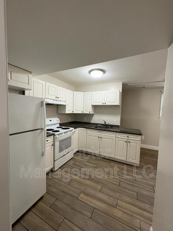 Photo - 2842 Dixwell Ave Condo