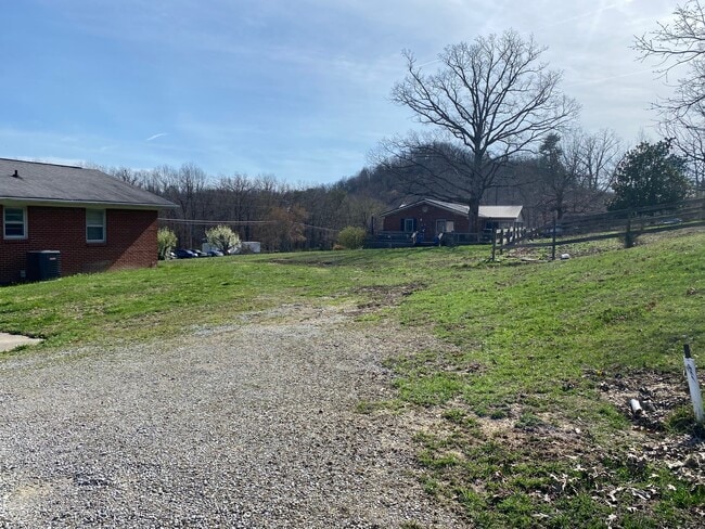 Photo - 1620 Neals Creek Rd