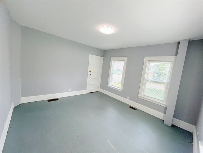 Photo - 6 Aldrich Rd Unit 1