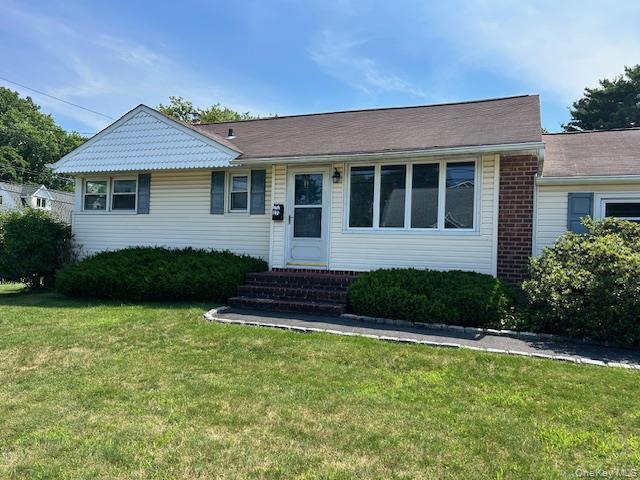 Photo - 27 1/2 Greenway Dr