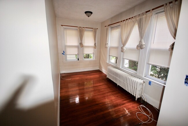 Photo - 18 Hinckley St Apartments Unit 1