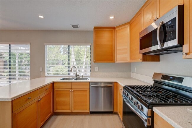 Building Photo - 13208 Benchley Rd Rental