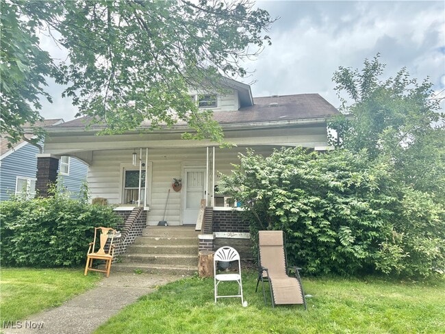 Building Photo - 351 E Glenwood Ave Unit UP Rental