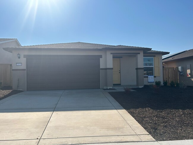 Photo - 12630 Rosefinch Wy Casa