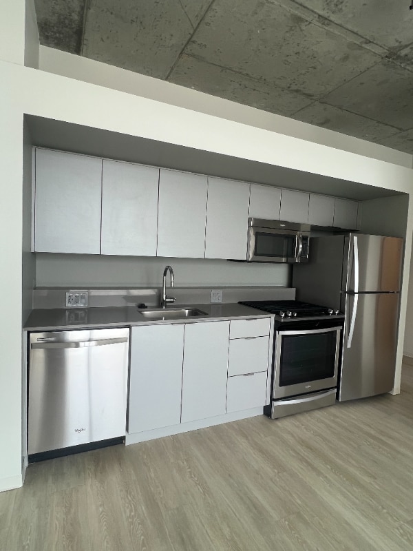 Building Photo - 2755 W Belden Ave Rental