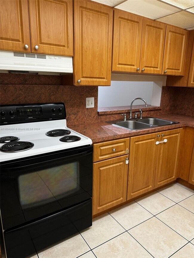 Photo - 8540 SW 133rd Avenue Rd Condo Unit 101