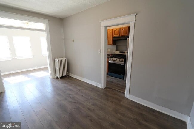 Photo - 1235 Owen Pl NE