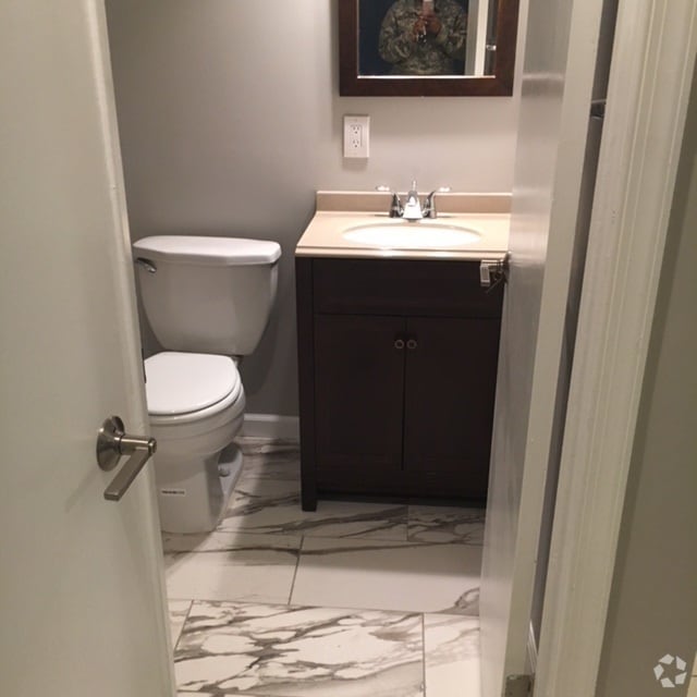 Building Photo - 7157 Donnell Pl Unit A-4 Rental