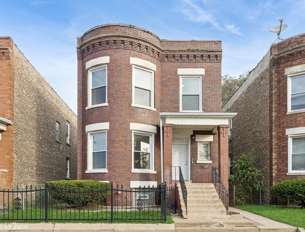 Photo - 1754 E 73rd St Unit 1