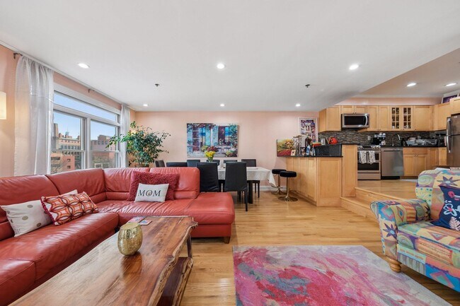 Photo - 331 Jefferson St Unit 2