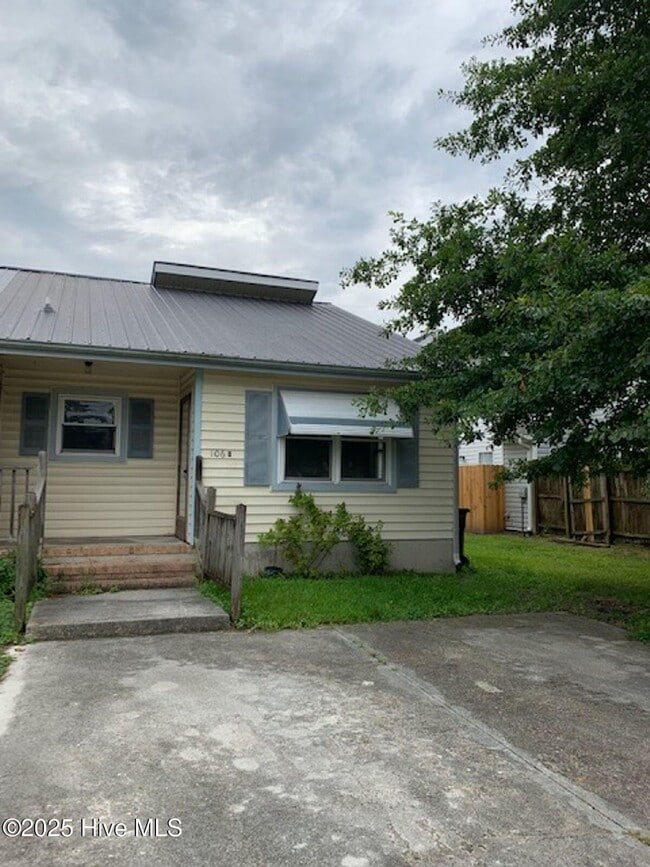 Building Photo - 106B Pete Jones Dr Rental